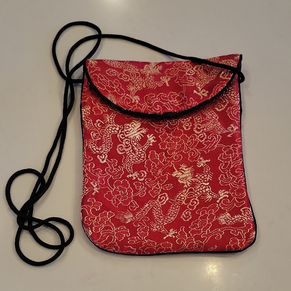 Elegant Vintage Asian Oriental Red Gold Dragon Patterned Crossbody Bag
